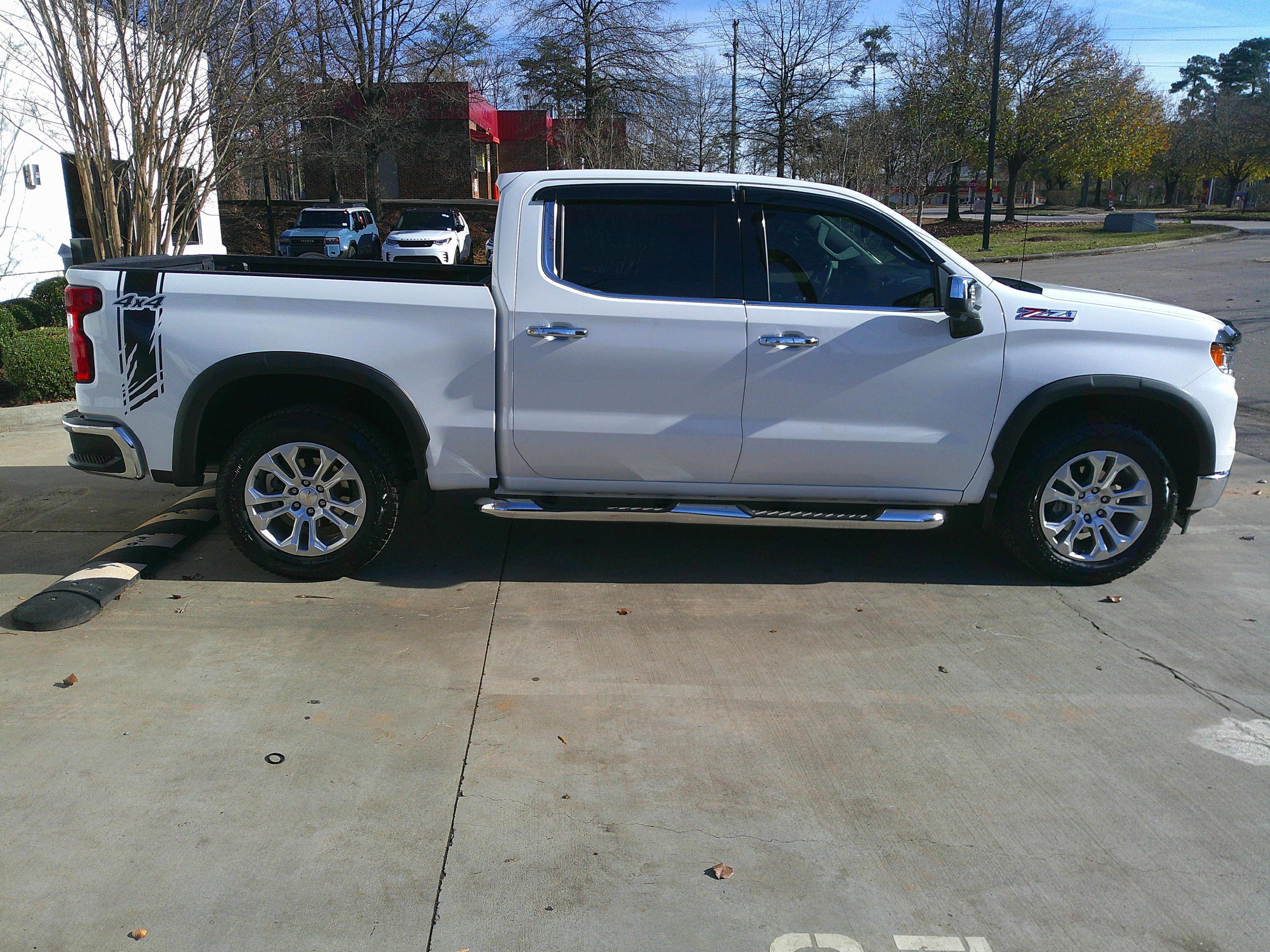 Used 2024 Chevrolet Silverado 1500 LTZ w/ LTZ Premium Package image 14