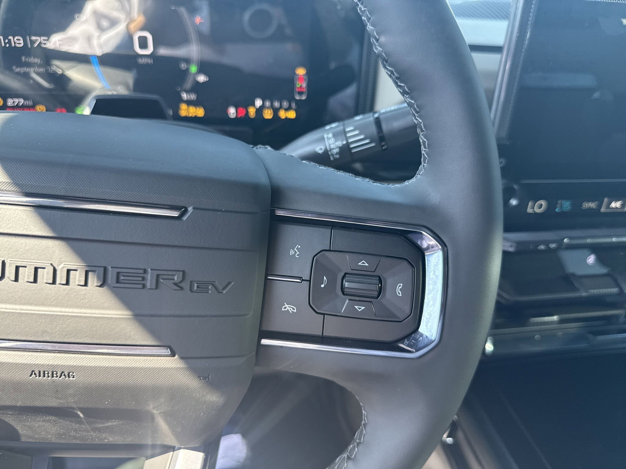 New 2026 GMC Hummer EV SUV image 12