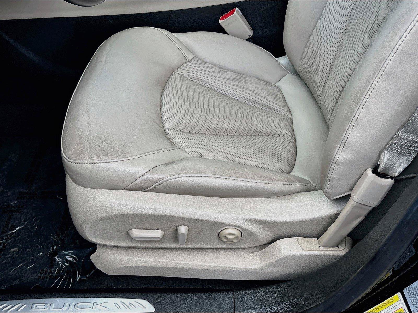 Used 2019 Buick Envision Essence AWD/4WD image 19