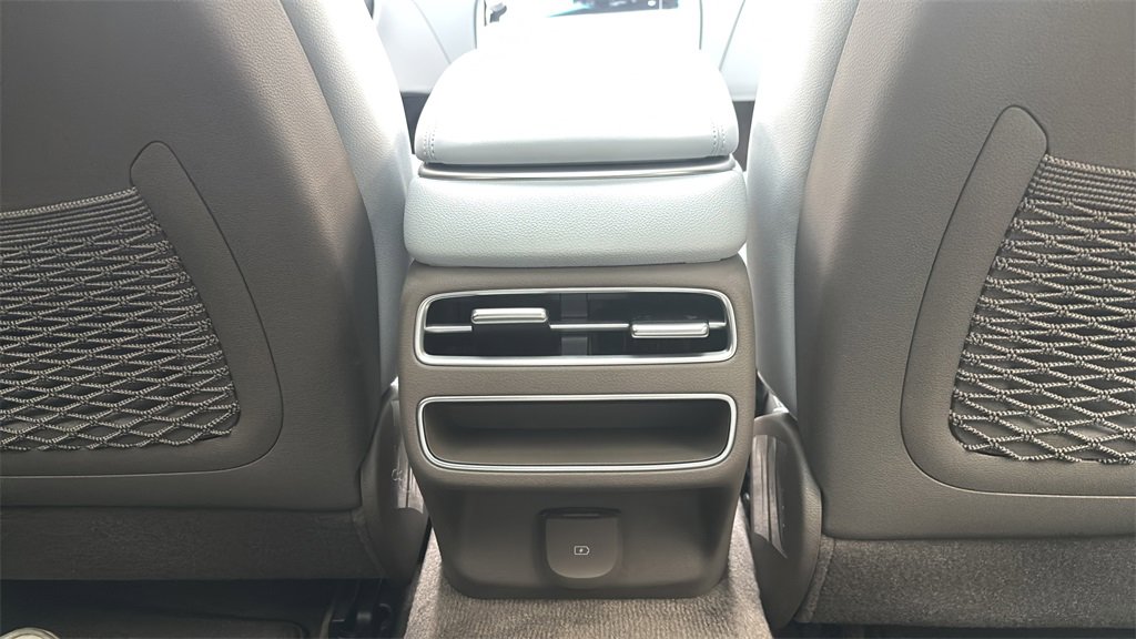 New 2026 Genesis GV70 2.5T Advanced image 11