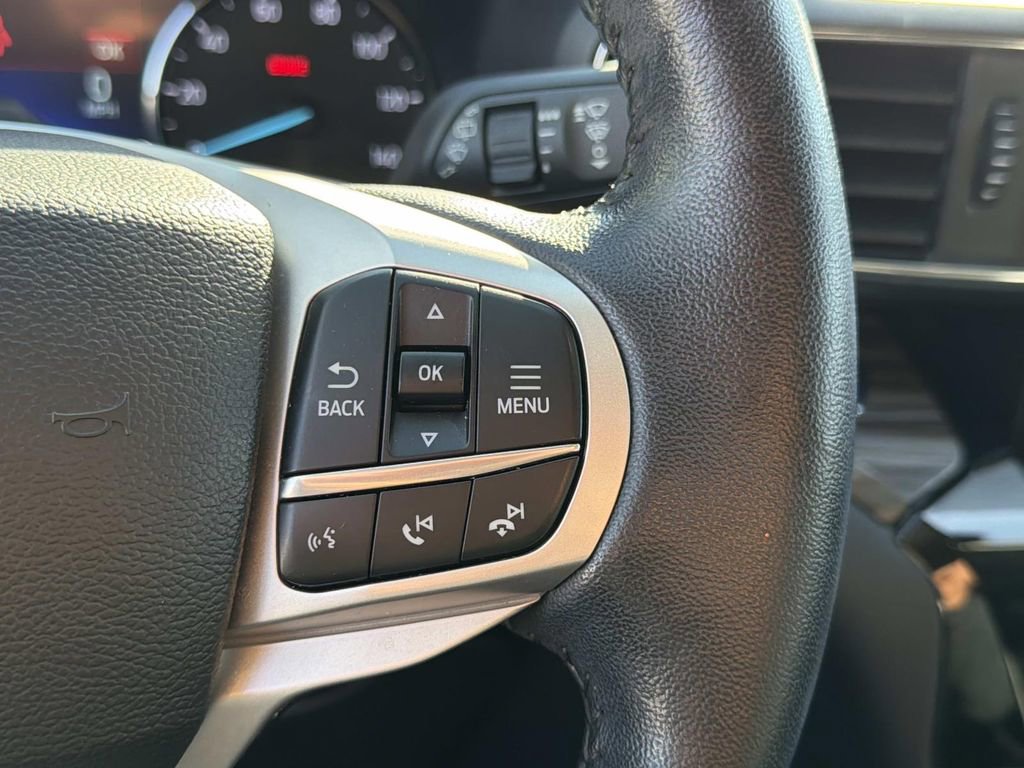 Certified 2022 Ford Explorer Limited w/ Limited Technology Package image 23