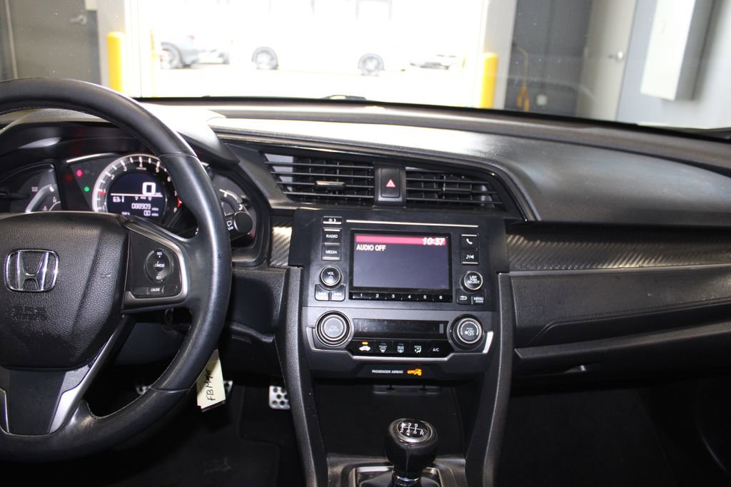 Used 2018 Honda Civic Sport image 19