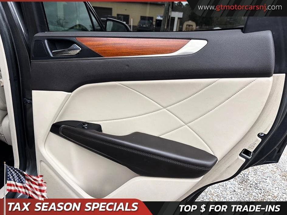 Used 2017 Lincoln MKC Select w/ Select Plus Package AWD/4WD image 14