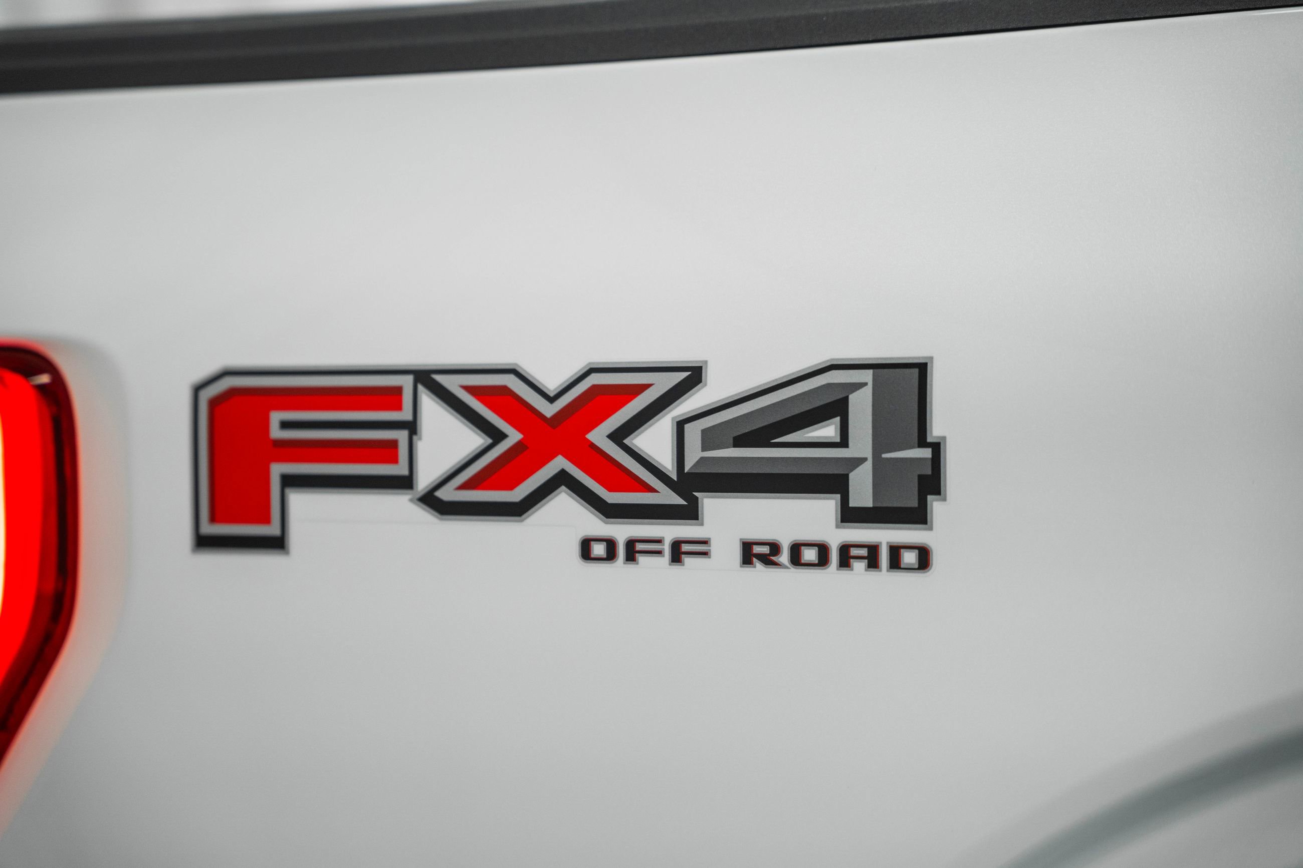 Used 2023 Ford F150 Platinum w/ FX4 Off-Road Package image 23