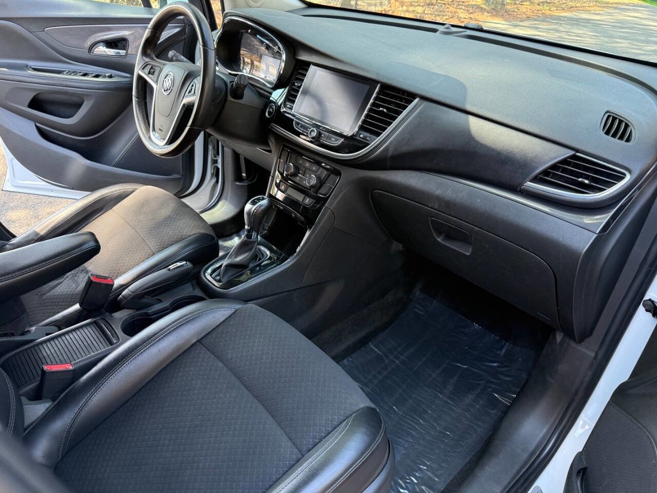 Used 2021 Buick Encore Preferred image 19
