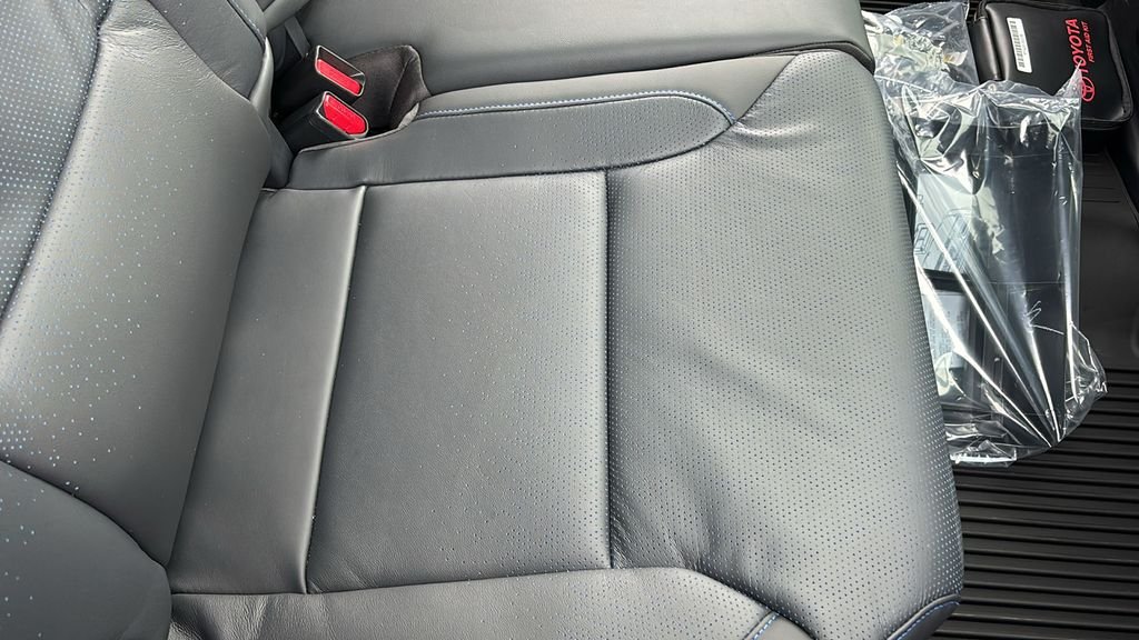 New 2025 Toyota Tundra Platinum AWD/4WD image 11