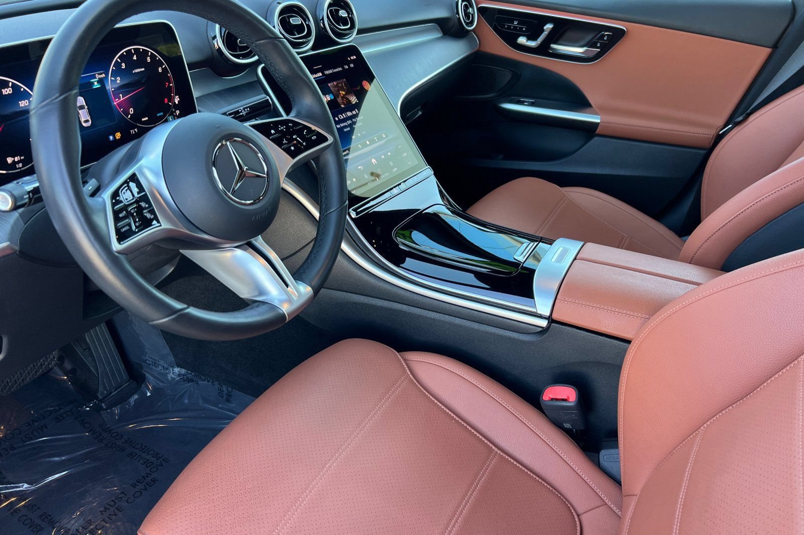 Used 2025 Mercedes-Benz C 300 4MATIC Sedan image 13