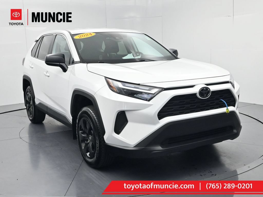 Used 2024 Toyota RAV4 LE AWD/4WD image 1