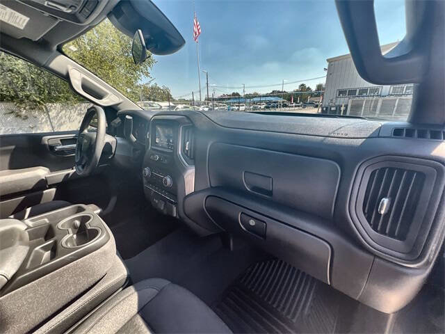 Used 2024 Chevrolet Silverado 1500 Custom image 27