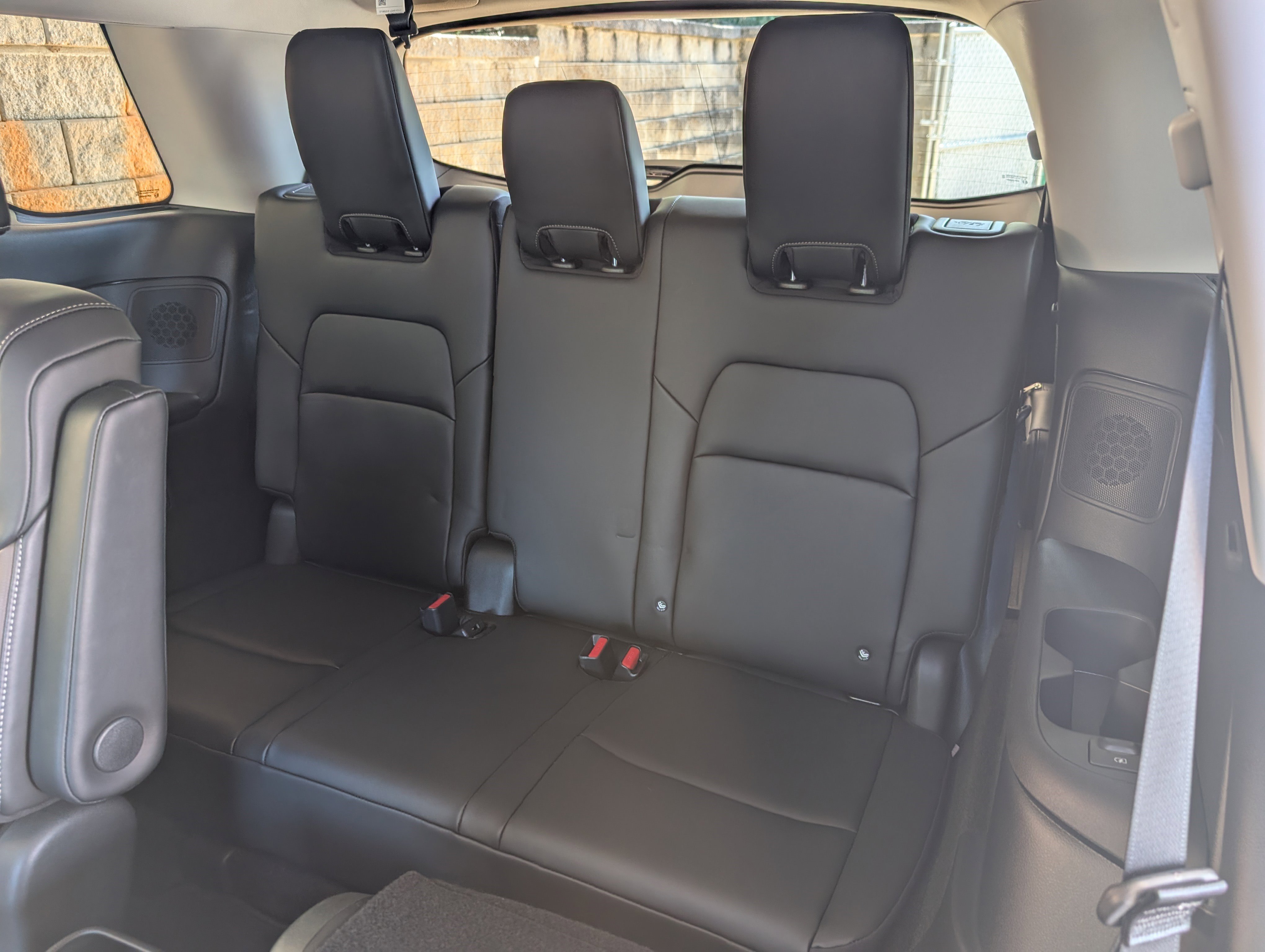 Used 2025 Nissan Pathfinder Platinum FWD image 19