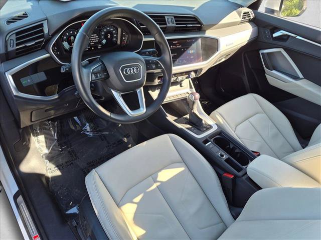 Used 2022 Audi Q3 2.0T Premium AWD/4WD image 9