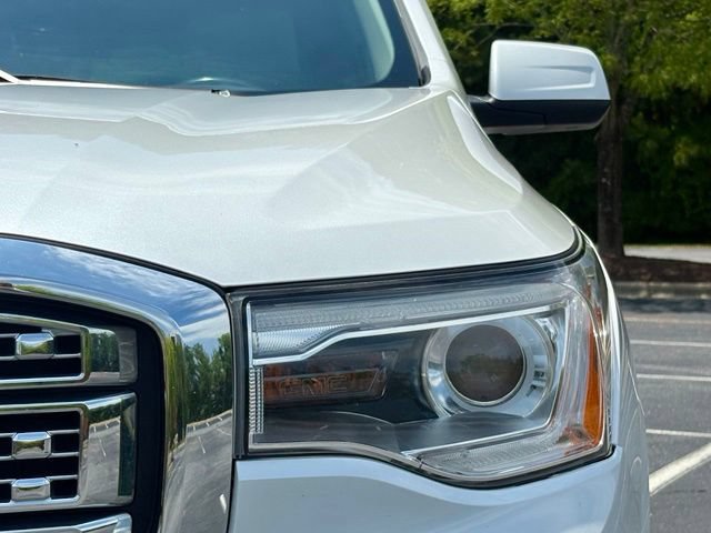 Used 2018 GMC Acadia Denali w/ Technology Package FWD image 13