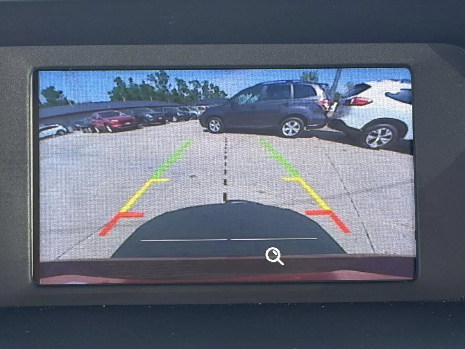 Used 2015 Ford Focus SE w/ SE Cold Weather Package FWD image 19