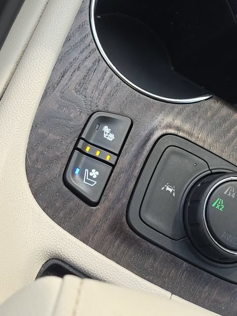 Used 2023 GMC Acadia Denali AWD/4WD image 48