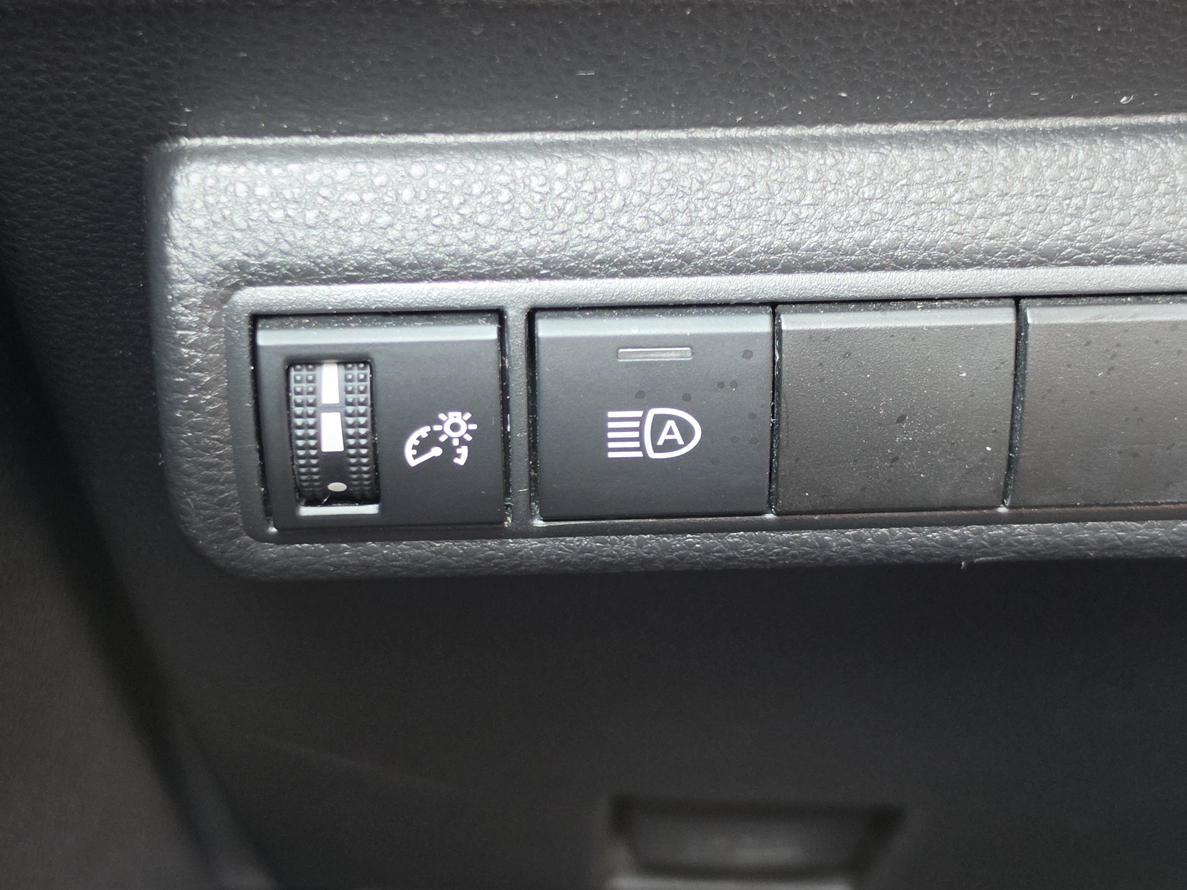 Used 2023 Toyota Corolla LE FWD image 12