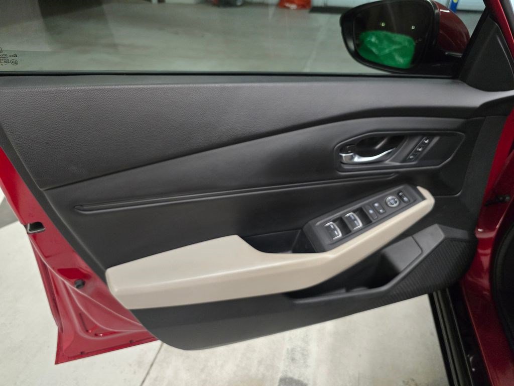 Used 2023 Honda Accord EX-L image 14