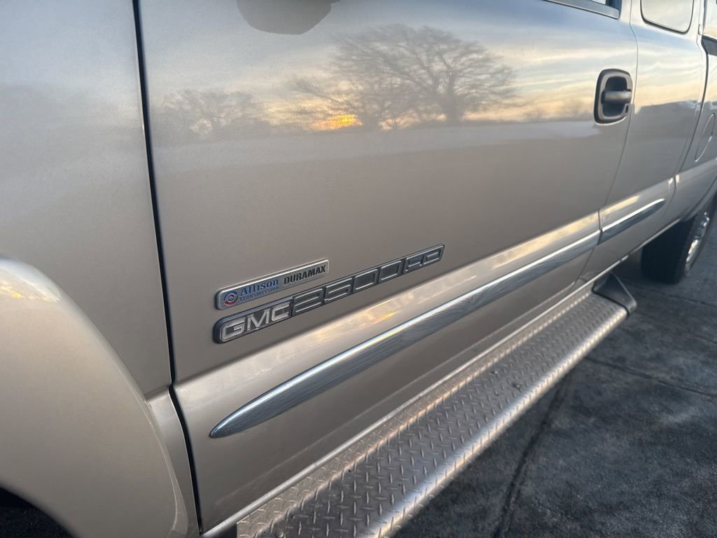 Used 2007 GMC Sierra 2500 SLE w/ Heavy-Duty Power Package image 9