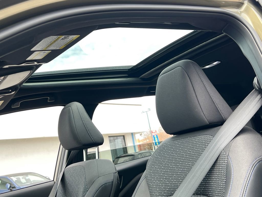 Certified 2025 Subaru Forester Premium image 18