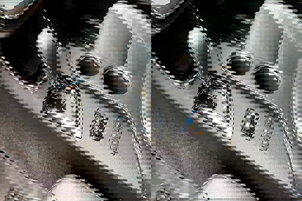 Used 2017 Toyota Avalon XLE Premium image 16