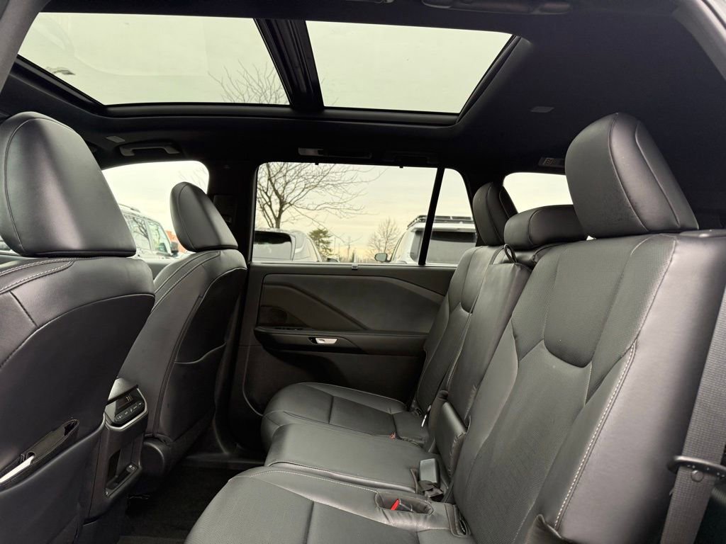 Used 2025 Lexus TX 350 AWD w/ Technology Package image 16
