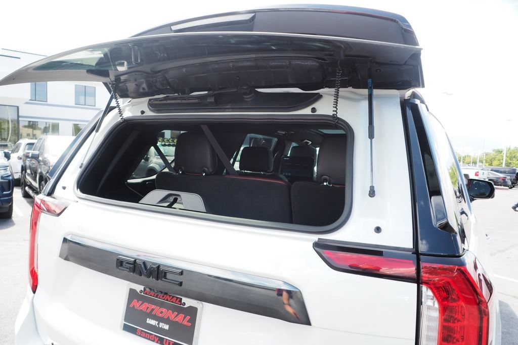 Used 2023 GMC Yukon Denali Ultimate AWD/4WD image 20
