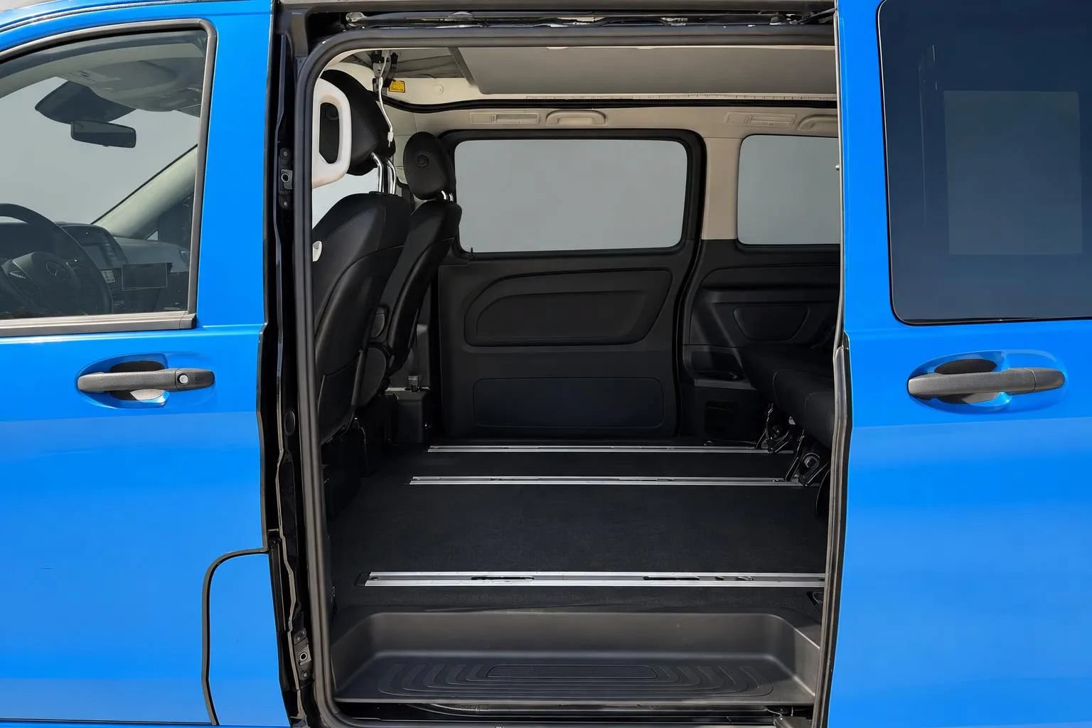 Used 2020 Mercedes-Benz Metris Passenger image 12