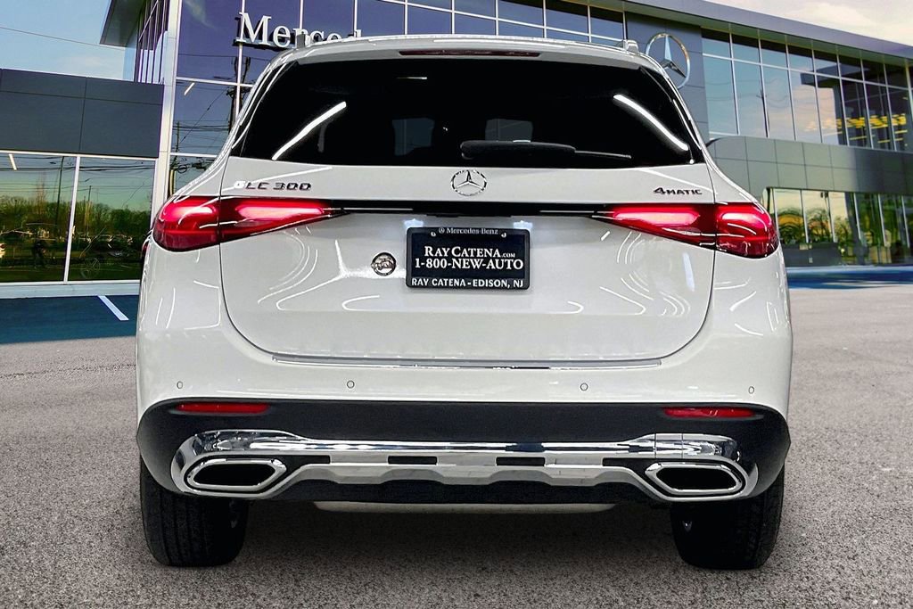 Used 2024 Mercedes-Benz Sprinter 3500 image 4