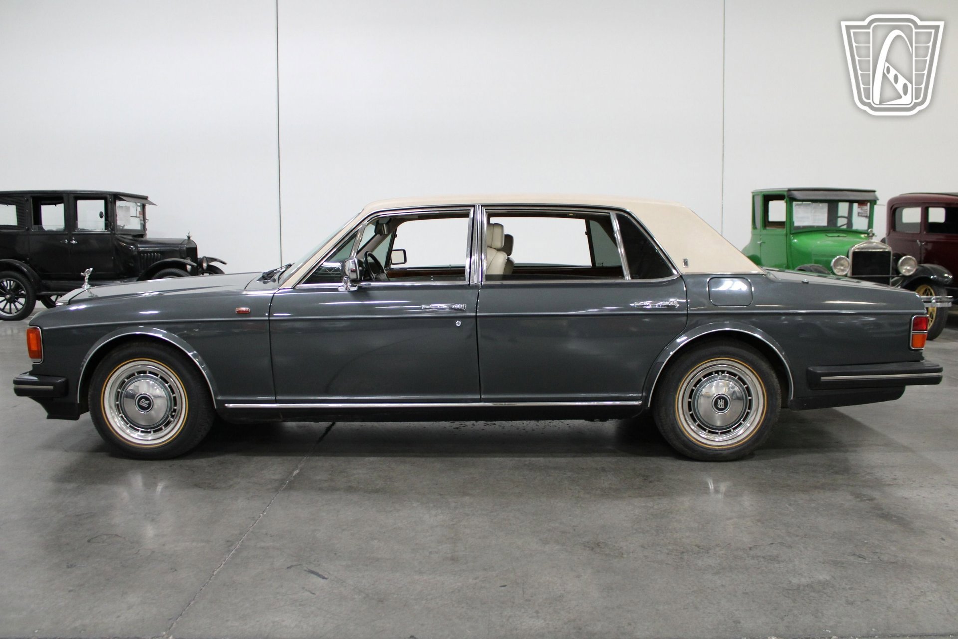 Used 1990 Rolls-Royce Silver Spur II image 20