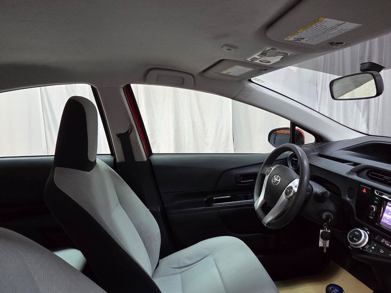 Used 2015 Toyota Prius C One FWD image 25