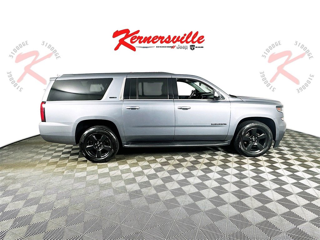 Used 2018 Chevrolet Suburban LT image 8