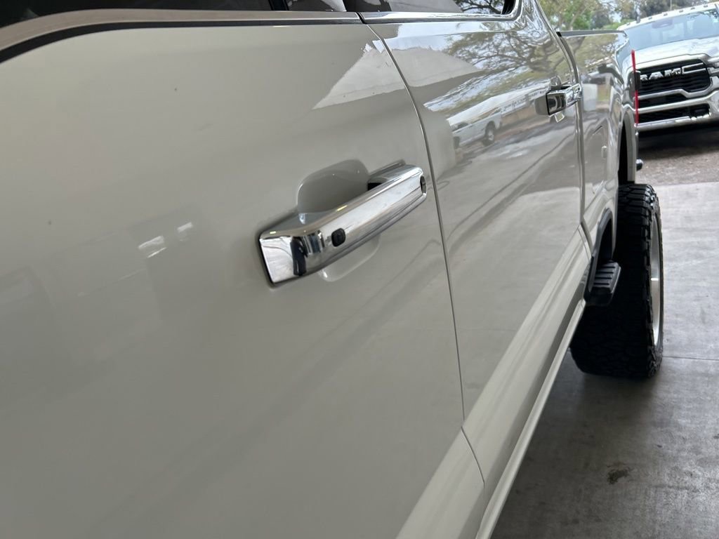 Used 2024 Ford F350 Platinum image 15