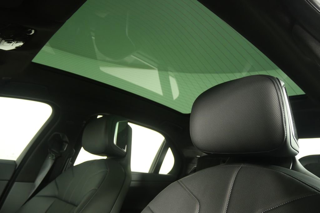 Used 2026 BMW i7 eDrive50 image 12