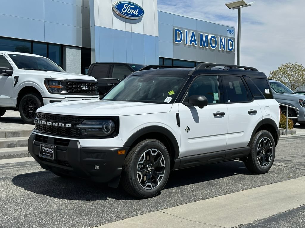 New 2026 Ford Bronco Sport Outer Banks AWD/4WD image 2