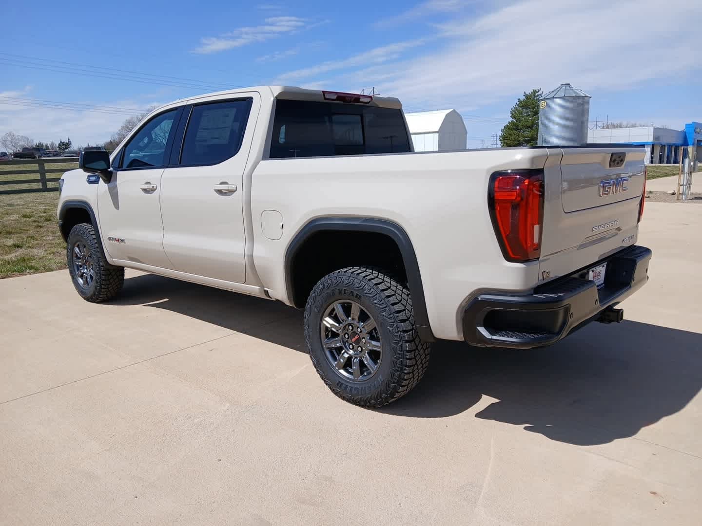 New 2026 GMC Sierra 1500 AT4X image 4