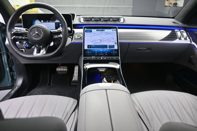 Used 2025 Mercedes-Benz S 63 AMG S image 9