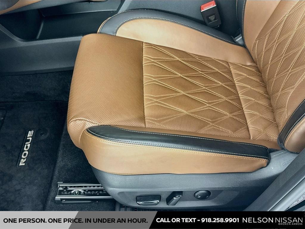 Certified 2026 Nissan Rogue Platinum w/ Platinum Premium Package AWD/4WD image 20