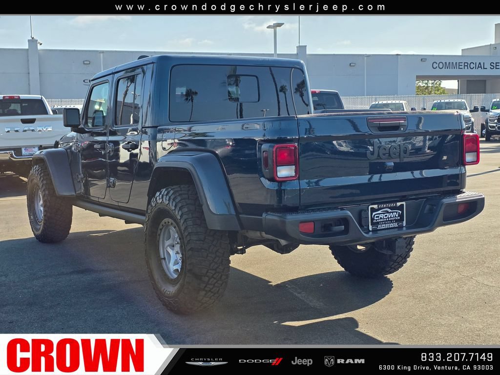 Used 2025 Jeep Gladiator Sport AWD/4WD image 5