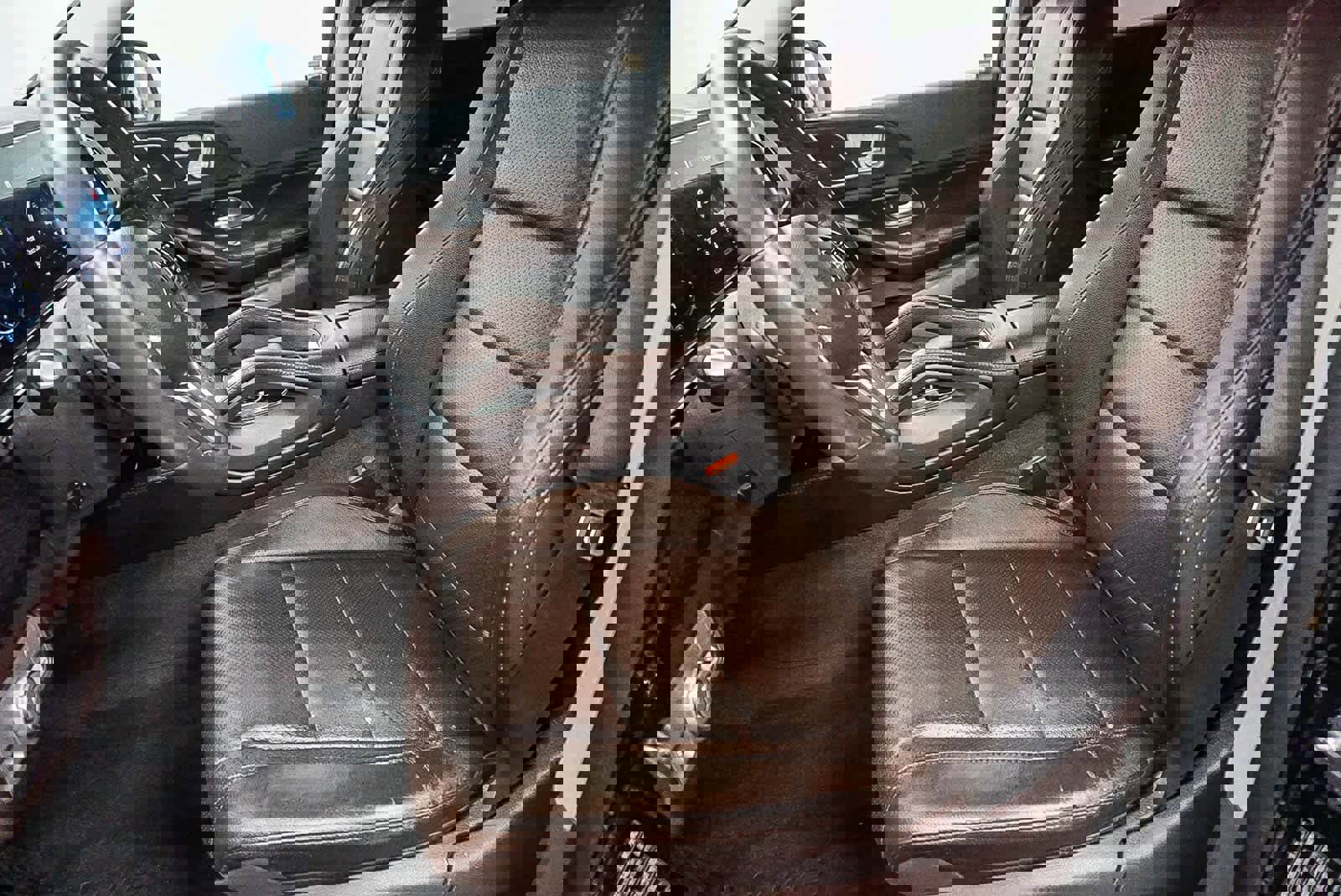 Used 2020 Mercedes-Benz GLE 350 4MATIC image 19