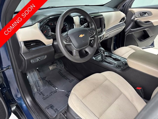 Used 2023 Chevrolet Traverse LS AWD/4WD image 7