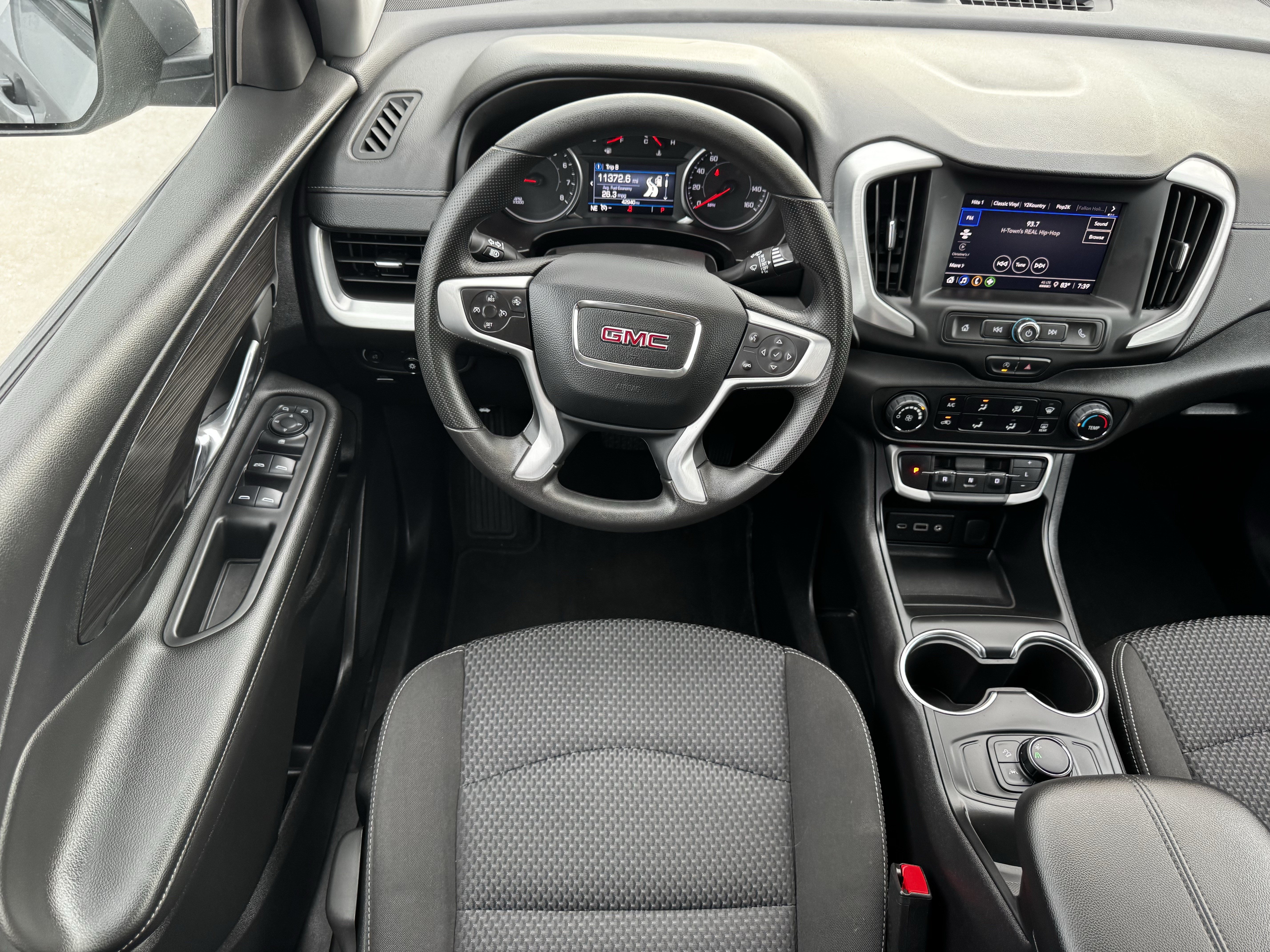Used 2024 GMC Terrain SLE FWD image 14