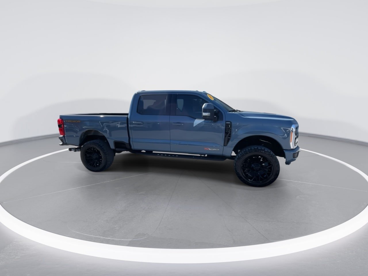 Used 2023 Ford F250 Lariat w/ Lariat Ultimate Package AWD/4WD image 23
