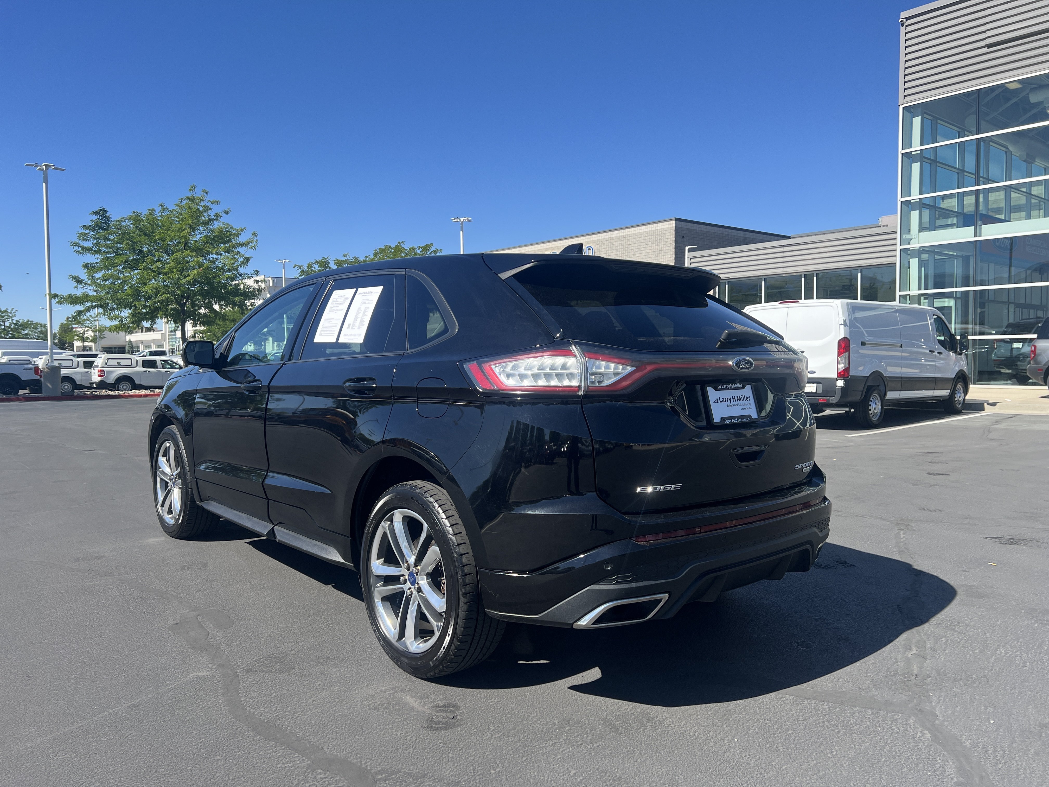 Used 2016 Ford Edge Sport w/ Cold Weather Package AWD/4WD image 3