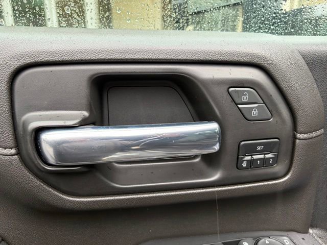 Used 2023 GMC Sierra 2500 Denali w/ Denali Ultimate Package AWD/4WD image 14