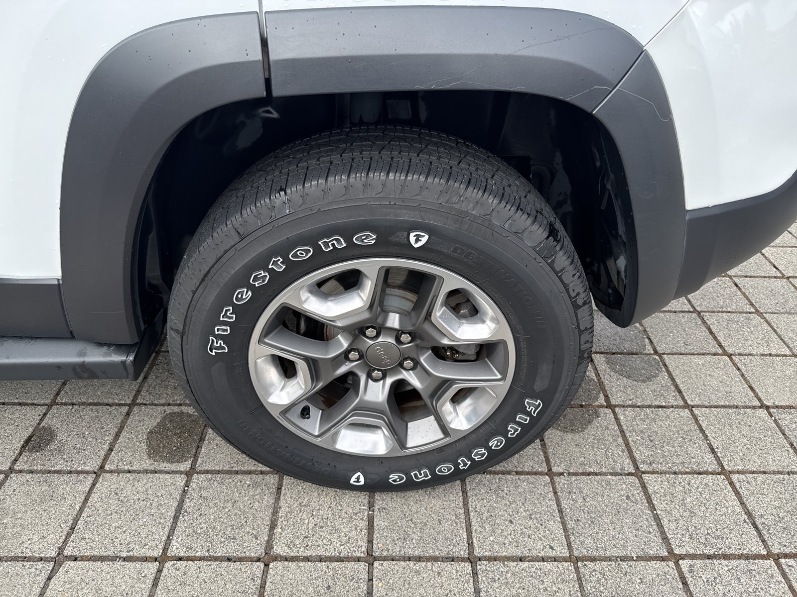 Used 2019 Jeep Cherokee Trailhawk AWD/4WD image 10