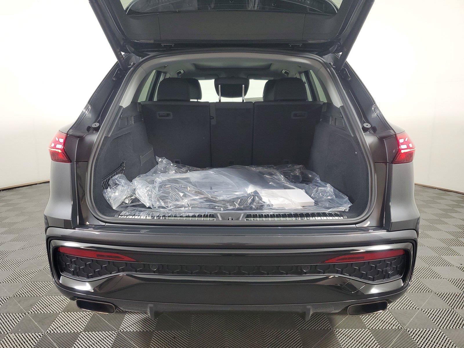 New 2026 Audi Q5 2.0T AWD/4WD image 9