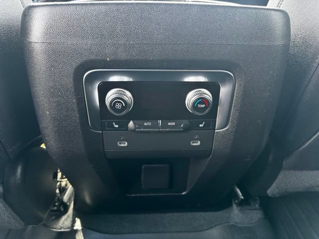 Used 2022 GMC Yukon XL AT4 w/ Max Trailering Package AWD/4WD image 15