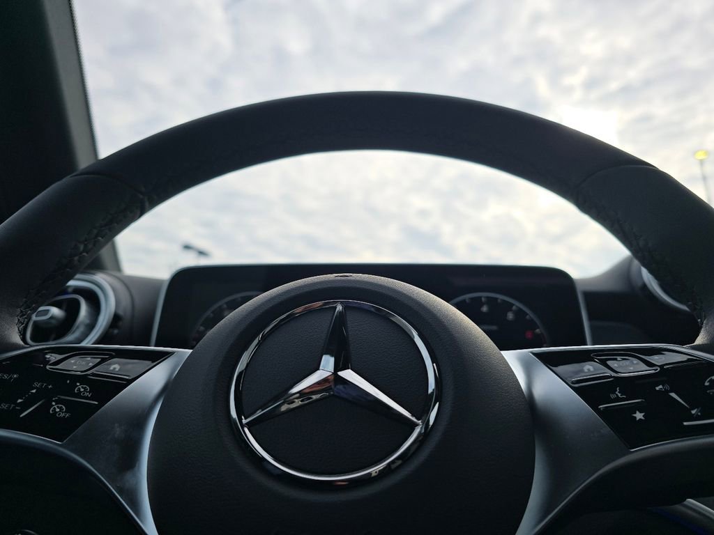 New 2026 Mercedes-Benz GLC 300 GLC 300 image 27