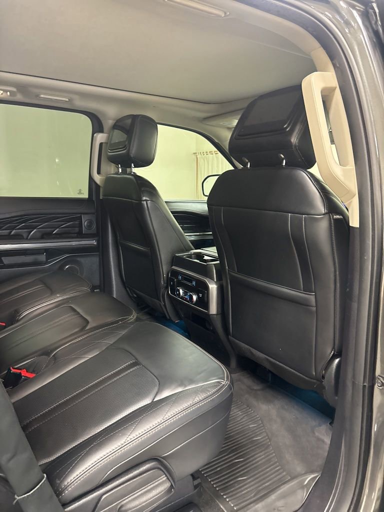 Used 2020 Ford Expedition Platinum image 36