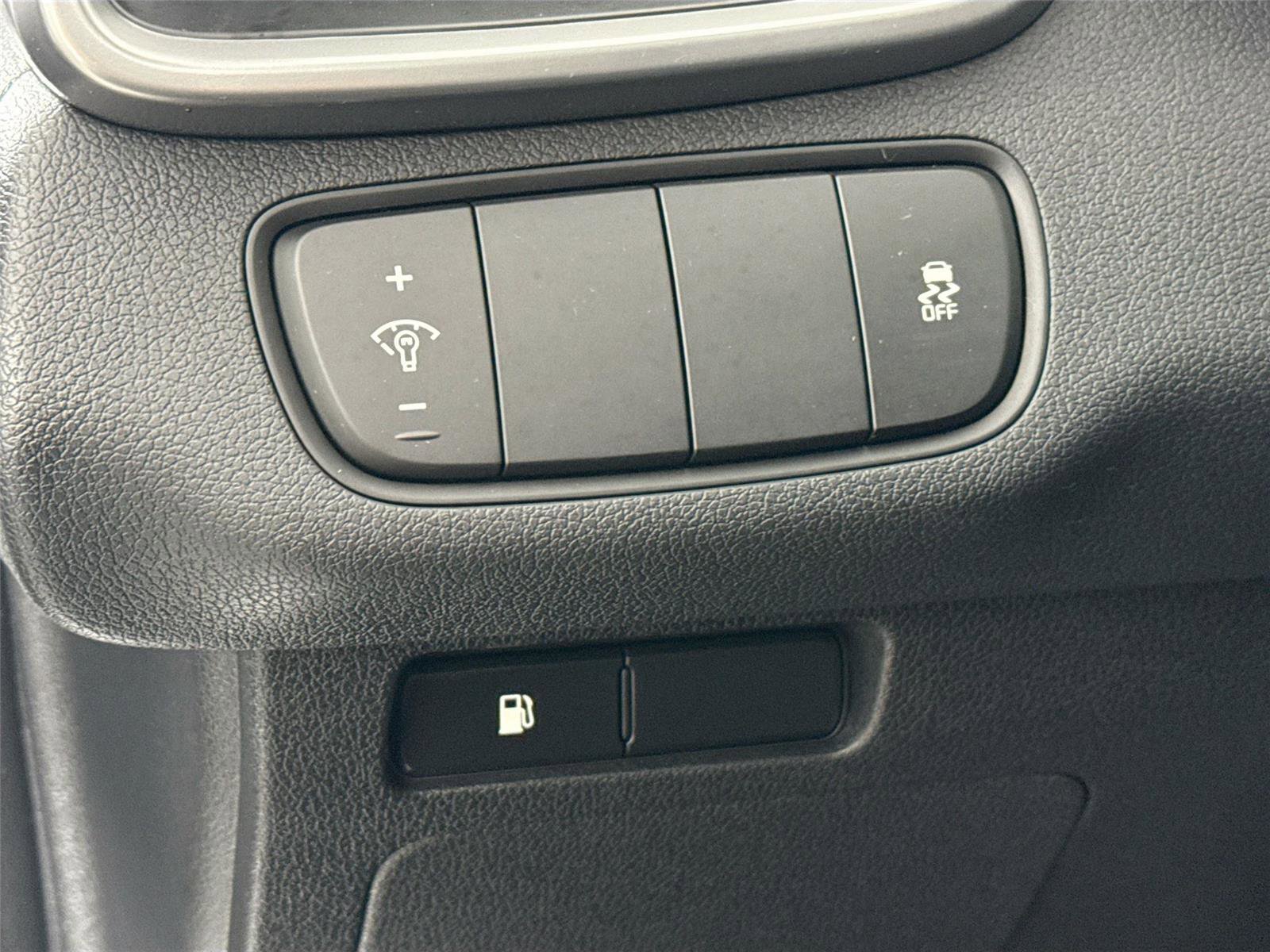 Used 2019 Kia Sorento L image 14