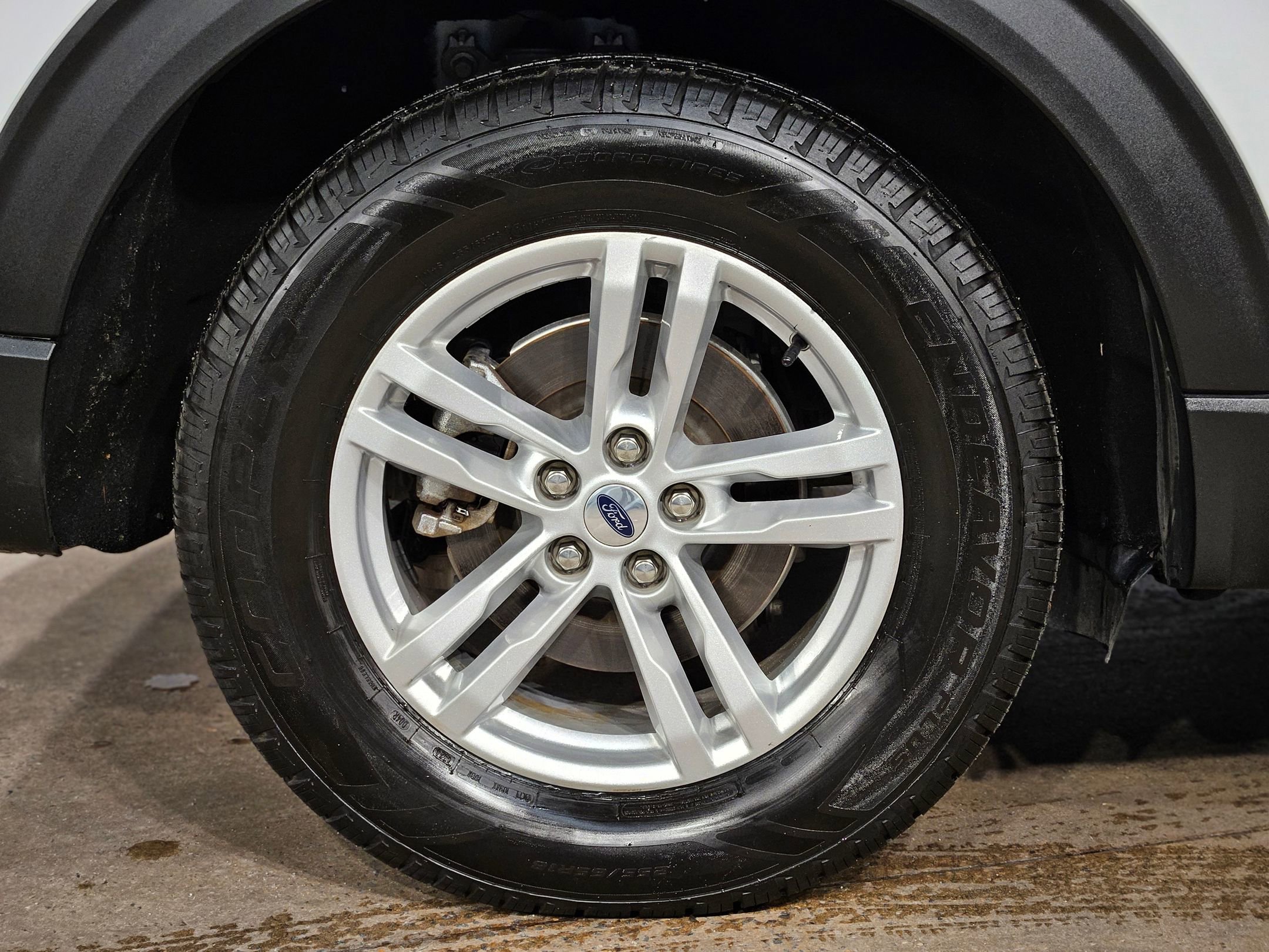 Used 2023 Ford Explorer XLT w/ Equipment Group 202A image 17